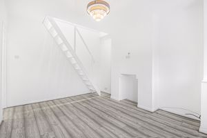 Lounge- click for photo gallery